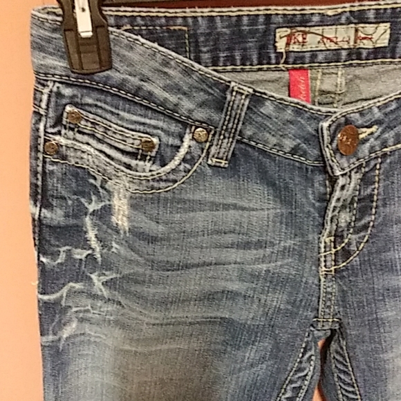 BKE Stella boot stretch Factory distressed jeans - Picture 2 of 8